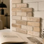 Mur en briquette intérieure : plaquette décorative et joint